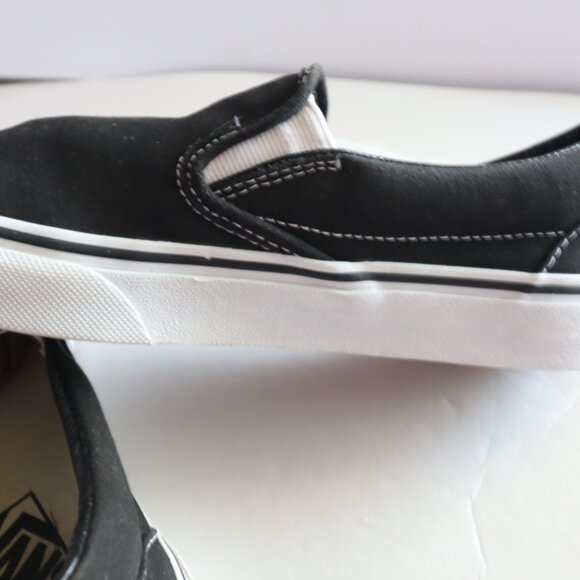 black vans classic slip ons. size us women 6 - Picture 5 of 6